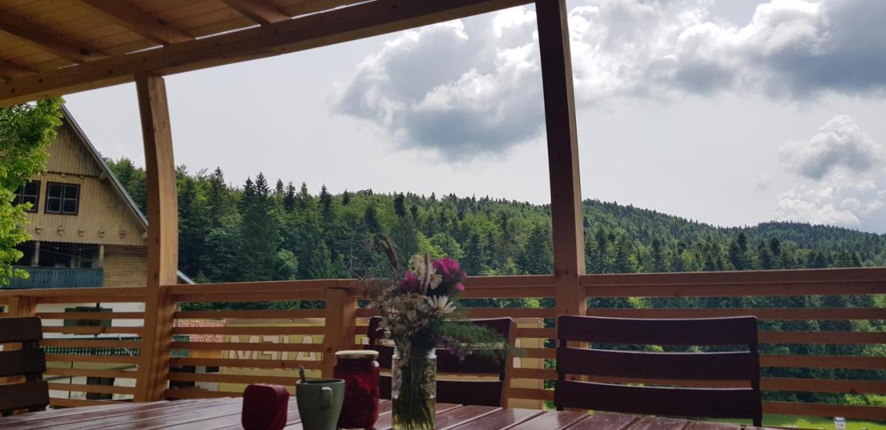 Planinski Dom Na Travni Gori Sodrazica Екстер'єр фото
