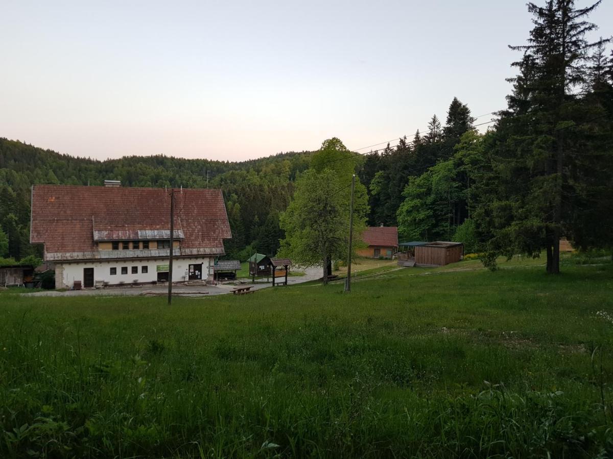 Planinski Dom Na Travni Gori Sodrazica Екстер'єр фото
